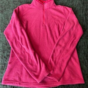 The North Face women’s size medium quarter zip pull over